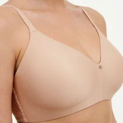 Chantelle C Jolie Wireless Bra