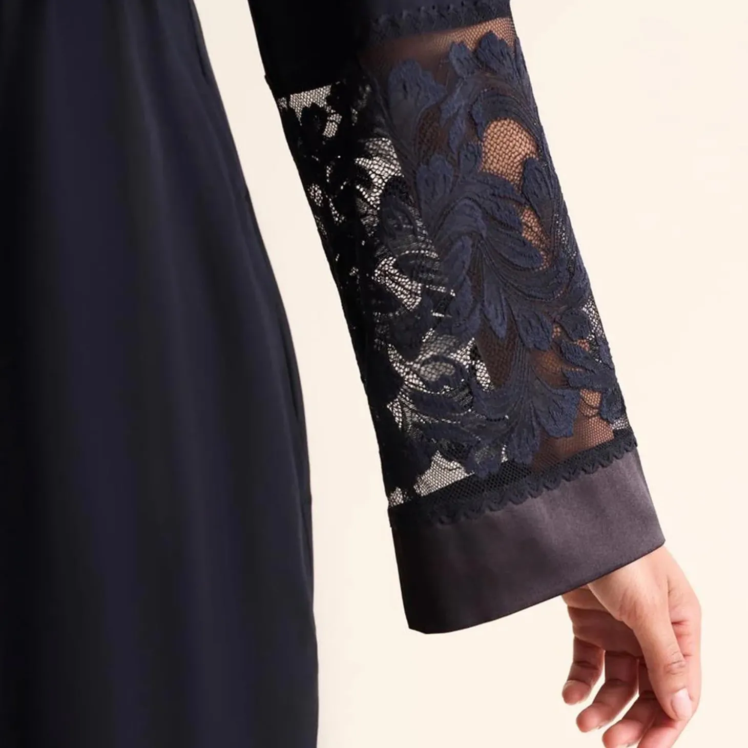 Fleur't Parisian Nights Kimono
