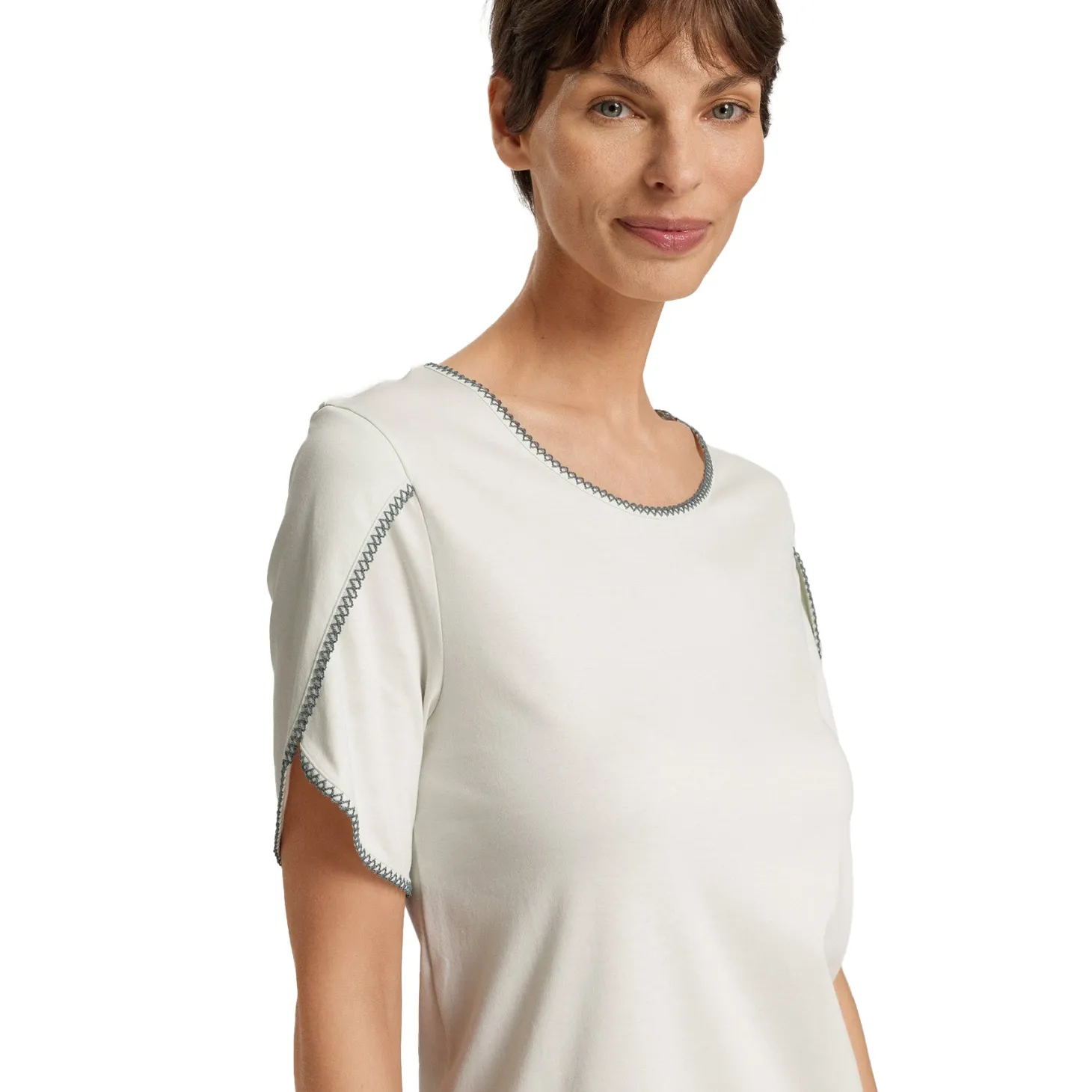 Hanro Crochetta Stitch Chemise