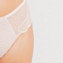 Louisa Bracq Elise Shorty