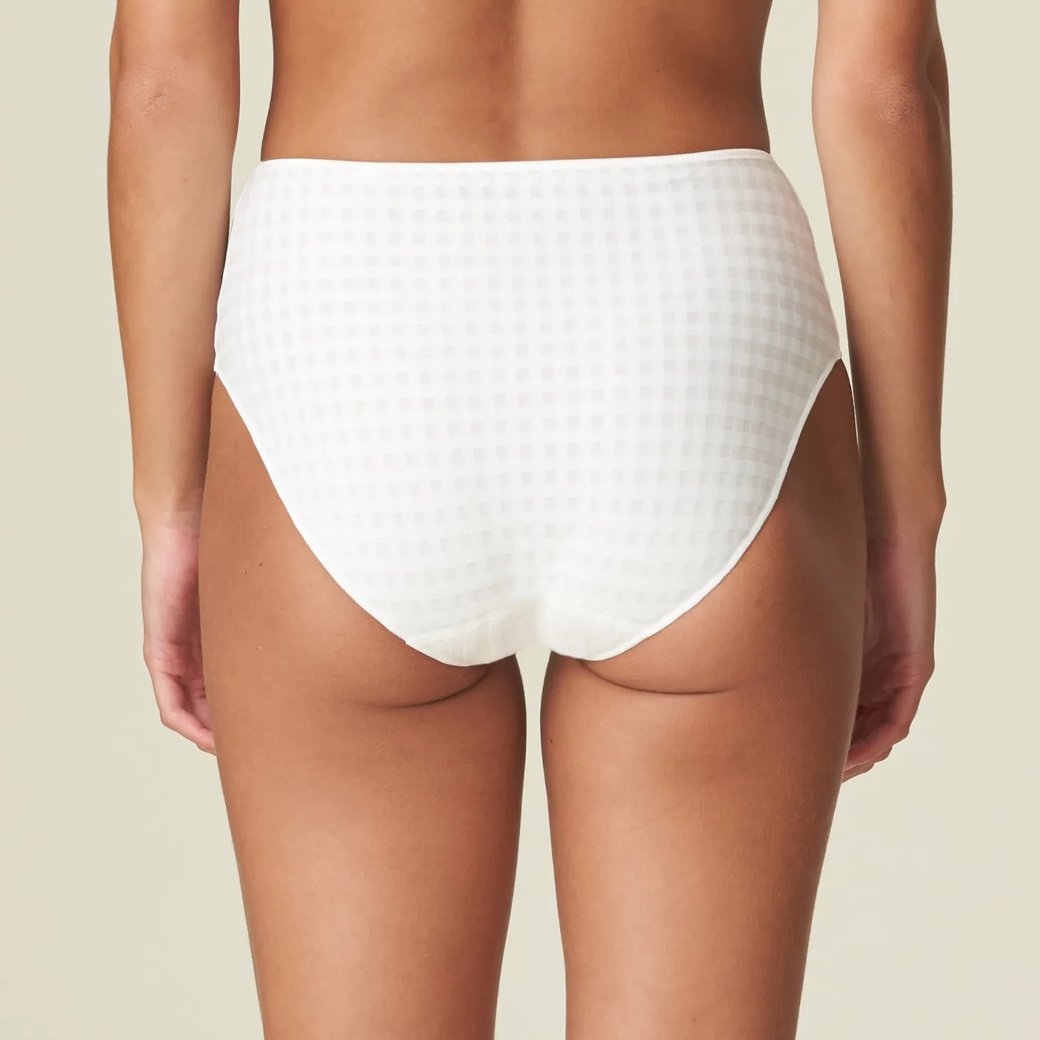 Marie Jo Avero Full Brief