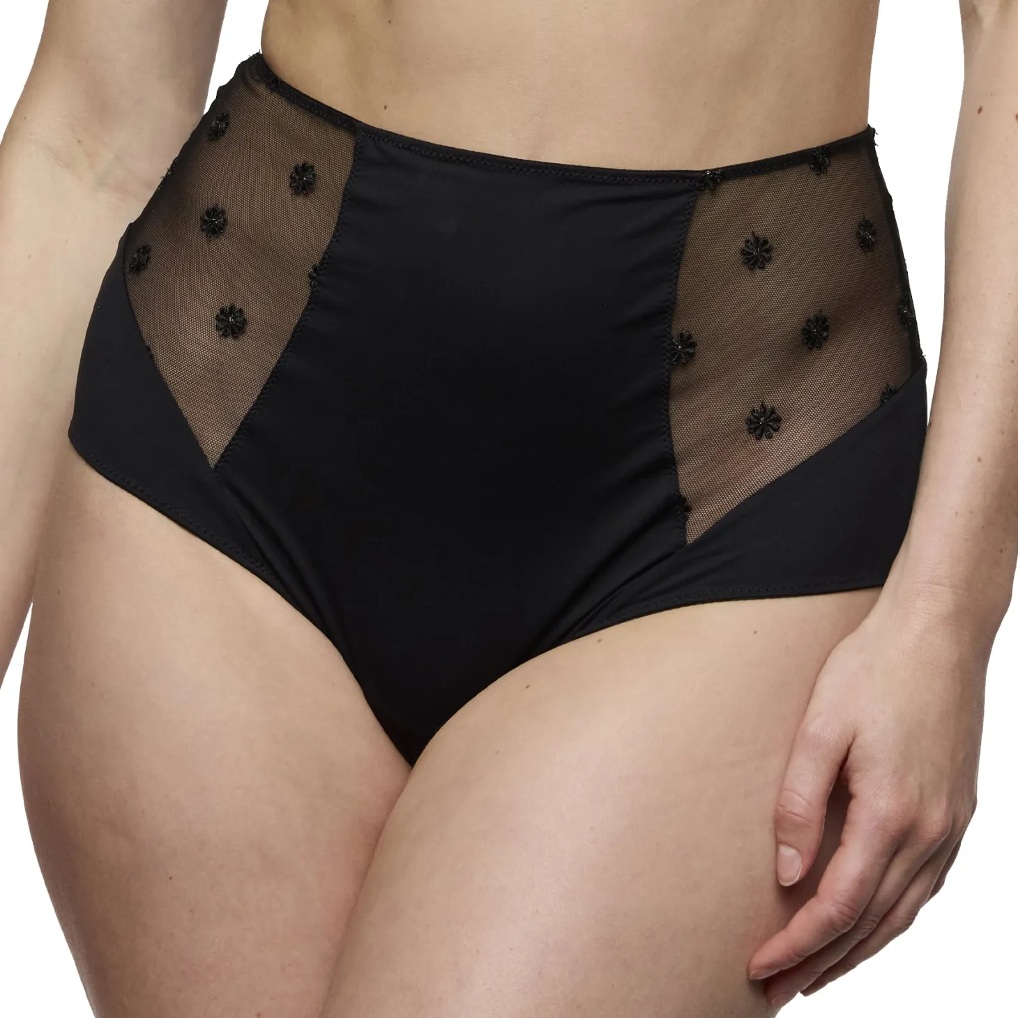 Marie Jo Daisy Full Brief