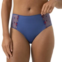 Mey Pretty Joan Full Brief