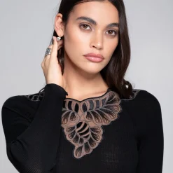 Oscalito Embroidered Tulle V-Neck Ribbed Long Sleeve Top
