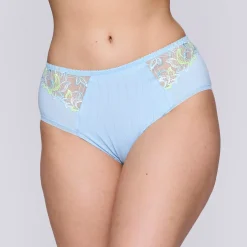 PrimaDonna Deauville Full Brief