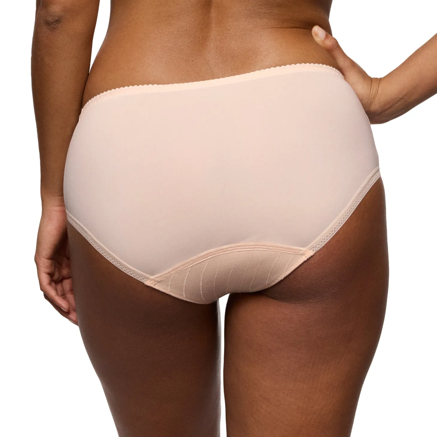 PrimaDonna Deauville Full Brief