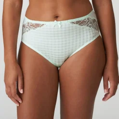 PrimaDonna Madison Full Brief