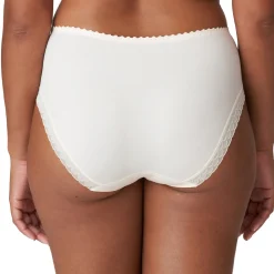 PrimaDonna Novaro Full Brief