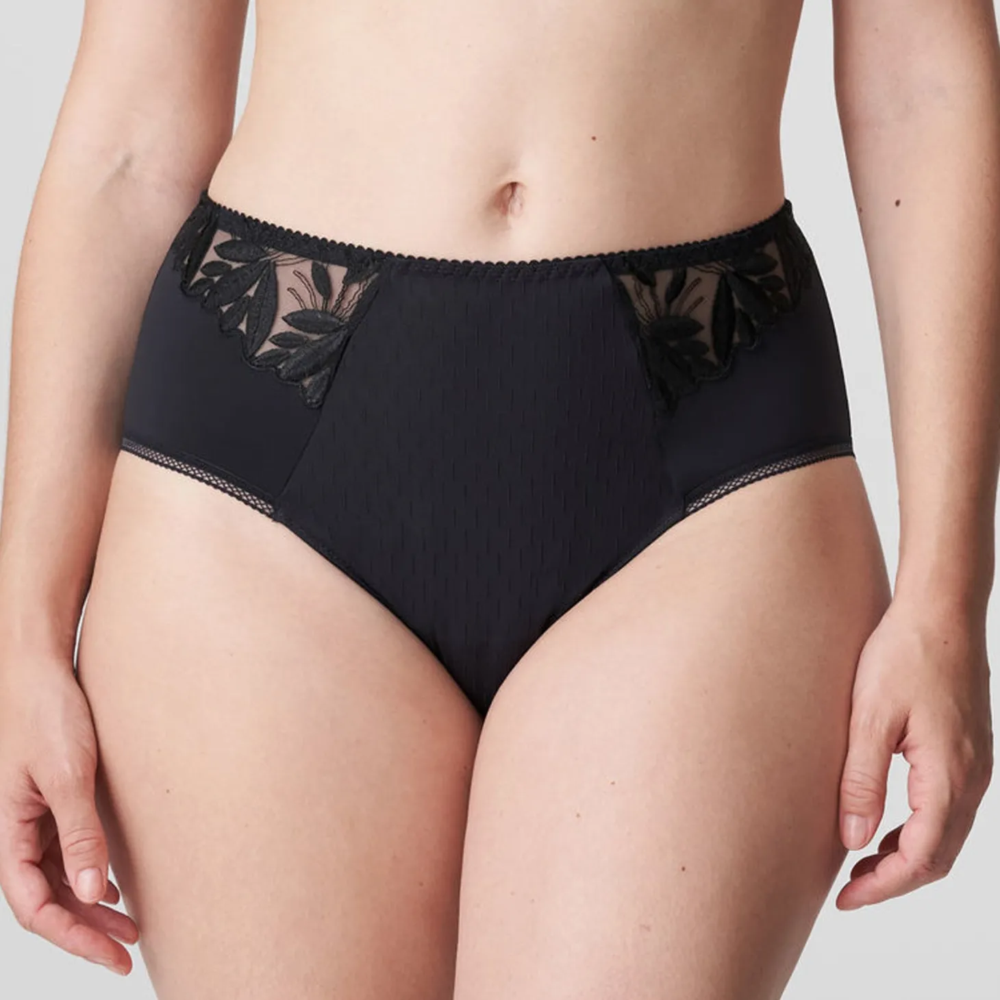 PrimaDonna Orlando Full Brief