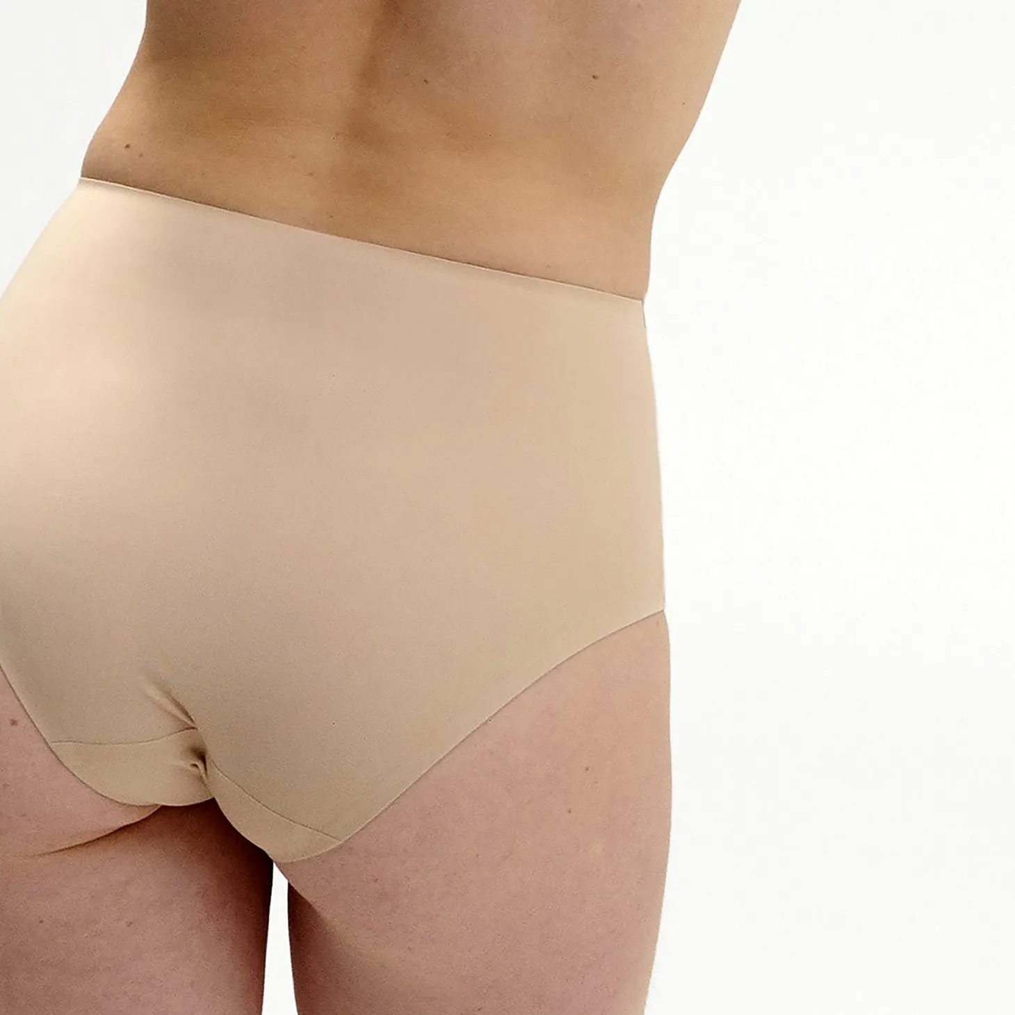 Simone Pérèle Essentiel Control Full Brief