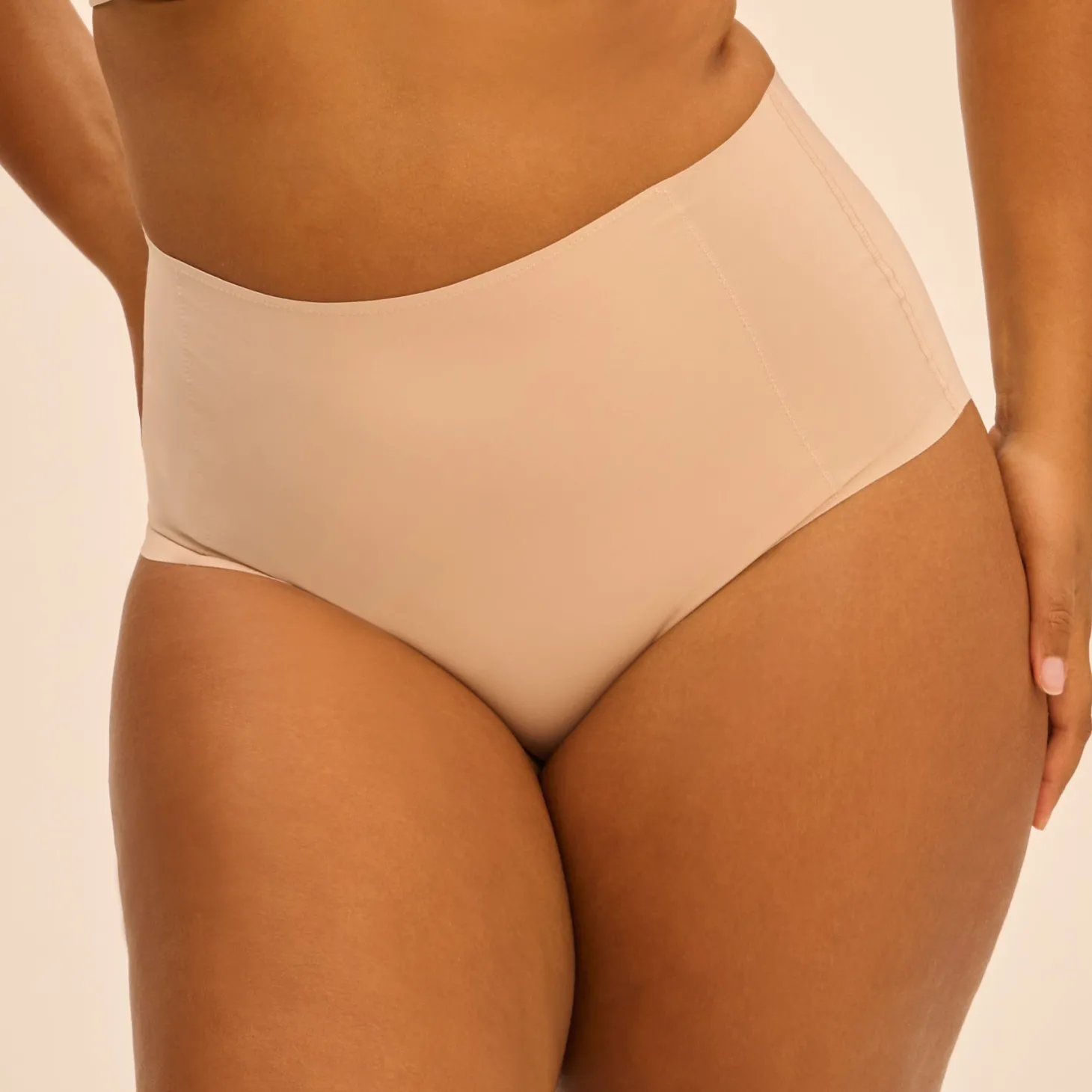 Simone Pérèle Story Control Full Brief